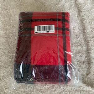 Victoria Secret Red Plaid Sherpa Fuzzy Blanket